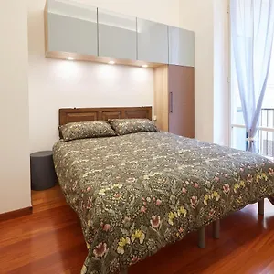 Apartment Corridoni, Milan